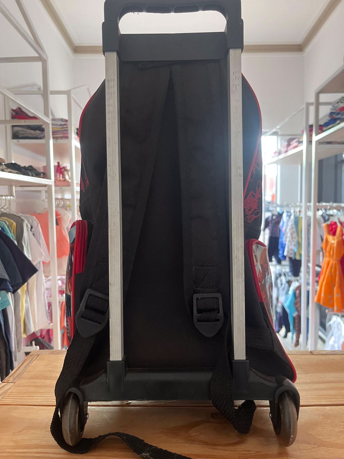 Mochila Homem Aranha com rodinhas