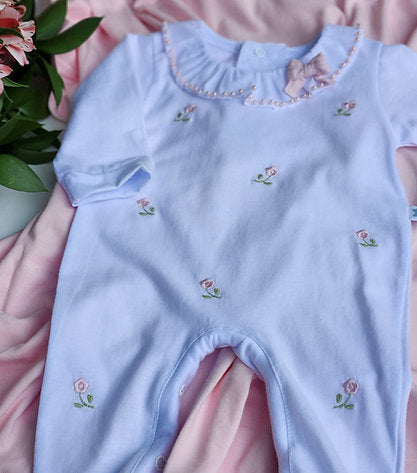 Macacão Longo Flor Bordado Perolas