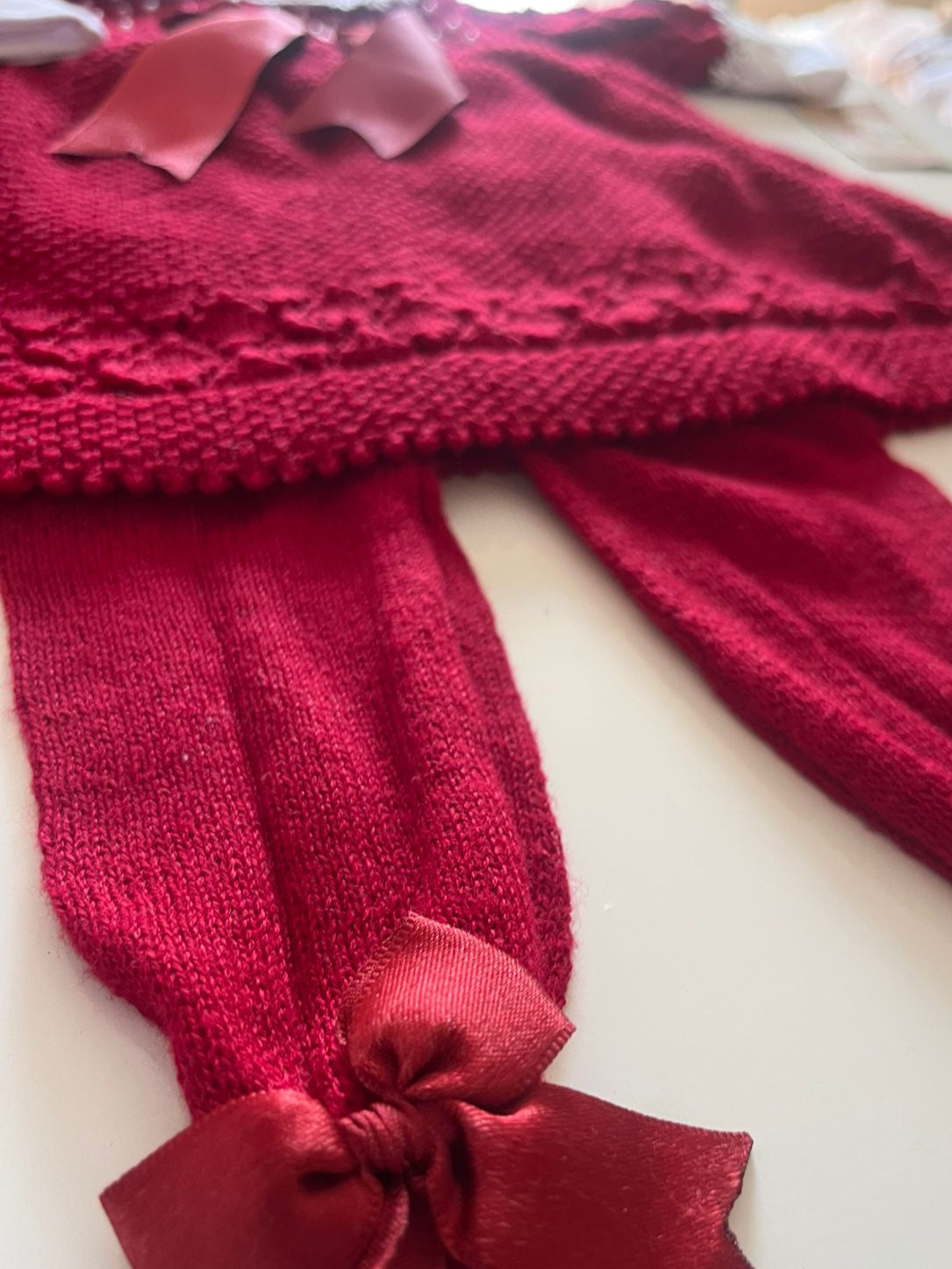 Saída Maternidade Avelã Pérolas Vermelha 4 Peças