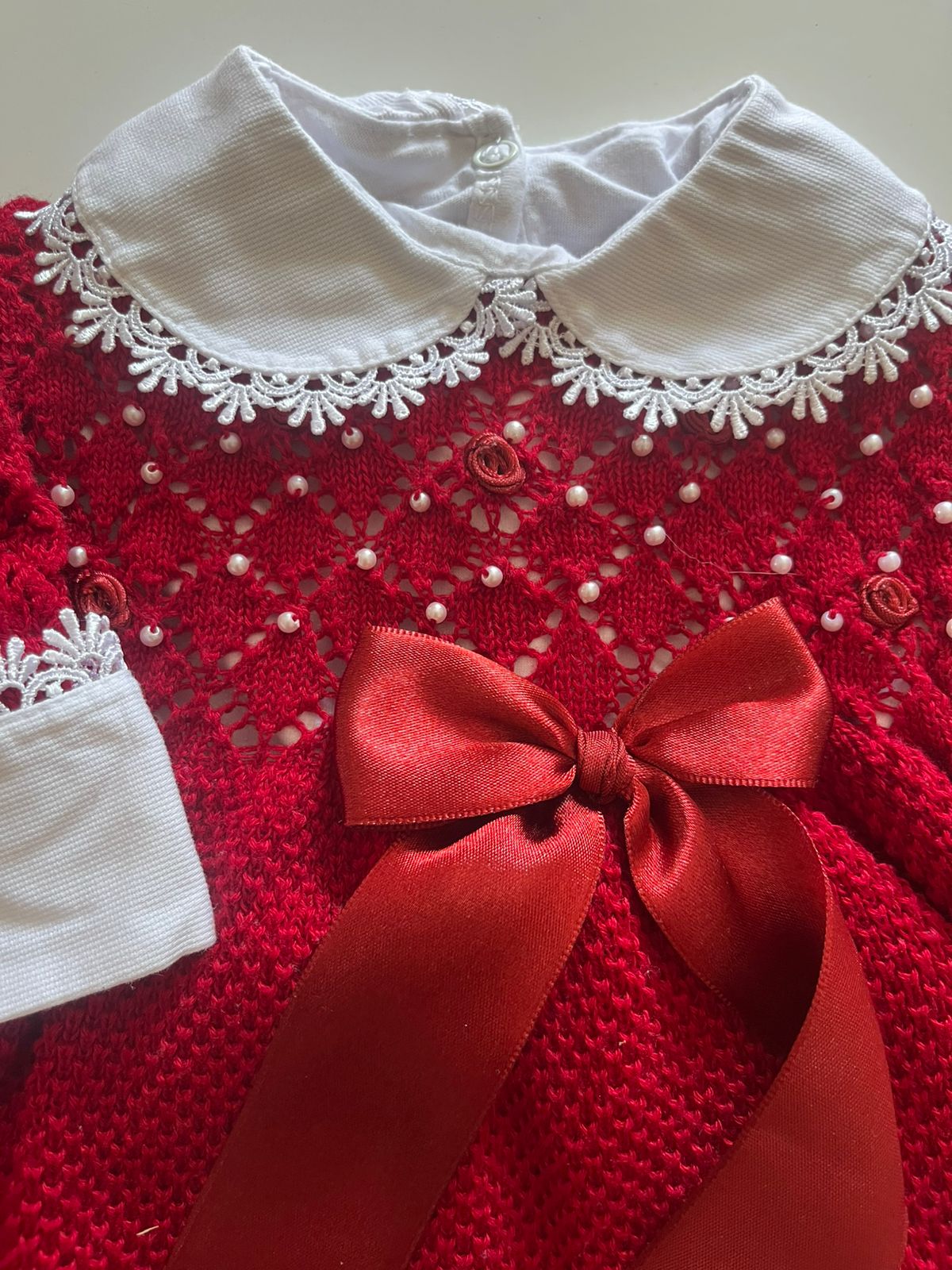 Saída Maternidade Avelã Pérolas Vermelha 4 Peças