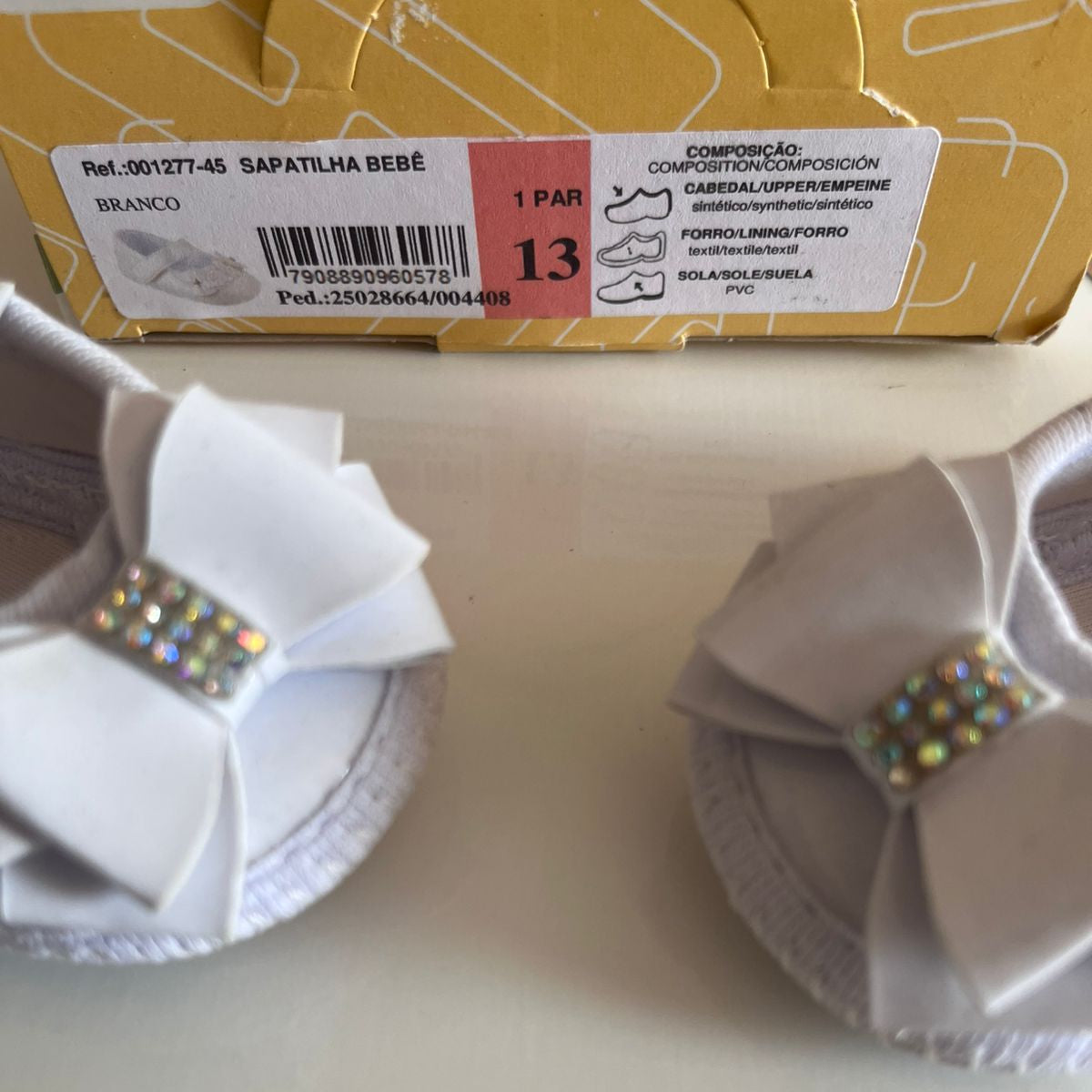 Sapatilha para bebê em verniz Laço Duplo Strass Branca - Keto Baby -Numero 13 de 0 a 3 meses 8,8 cm em média