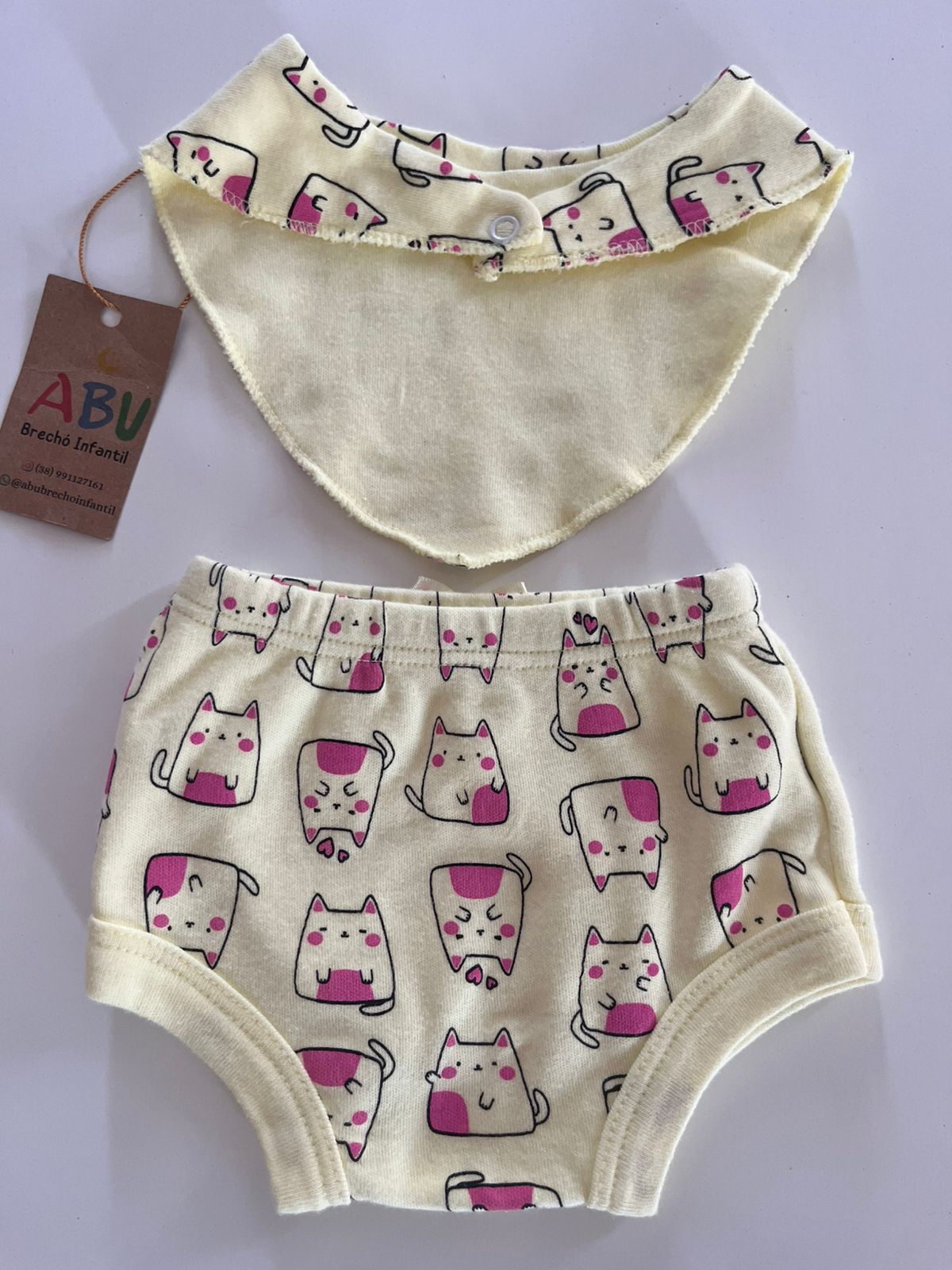 Kit Calcinha e Babador gatinha