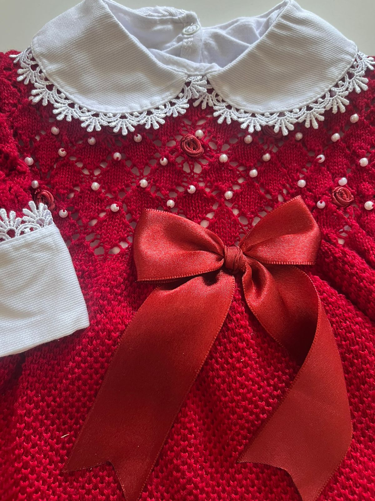 Saída Maternidade Avelã Pérolas Vermelha 4 Peças