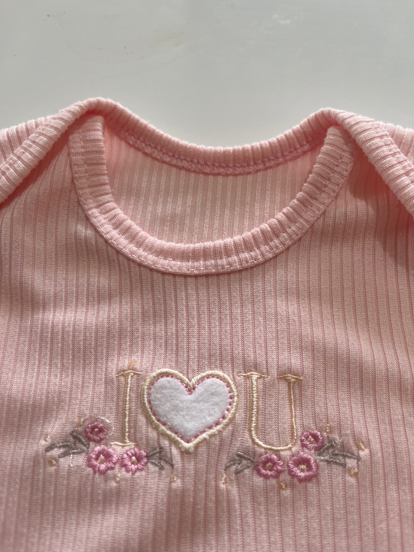 Conjunto de body canelado rosa retrô para bebê menina