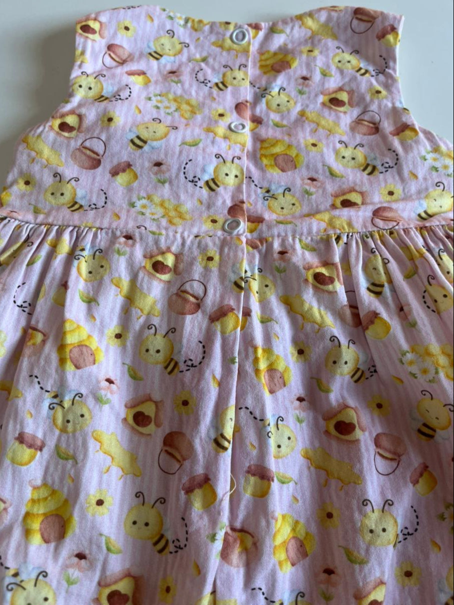 Vestido baby coleção favo de Mel- Veste de 3 a 6 meses