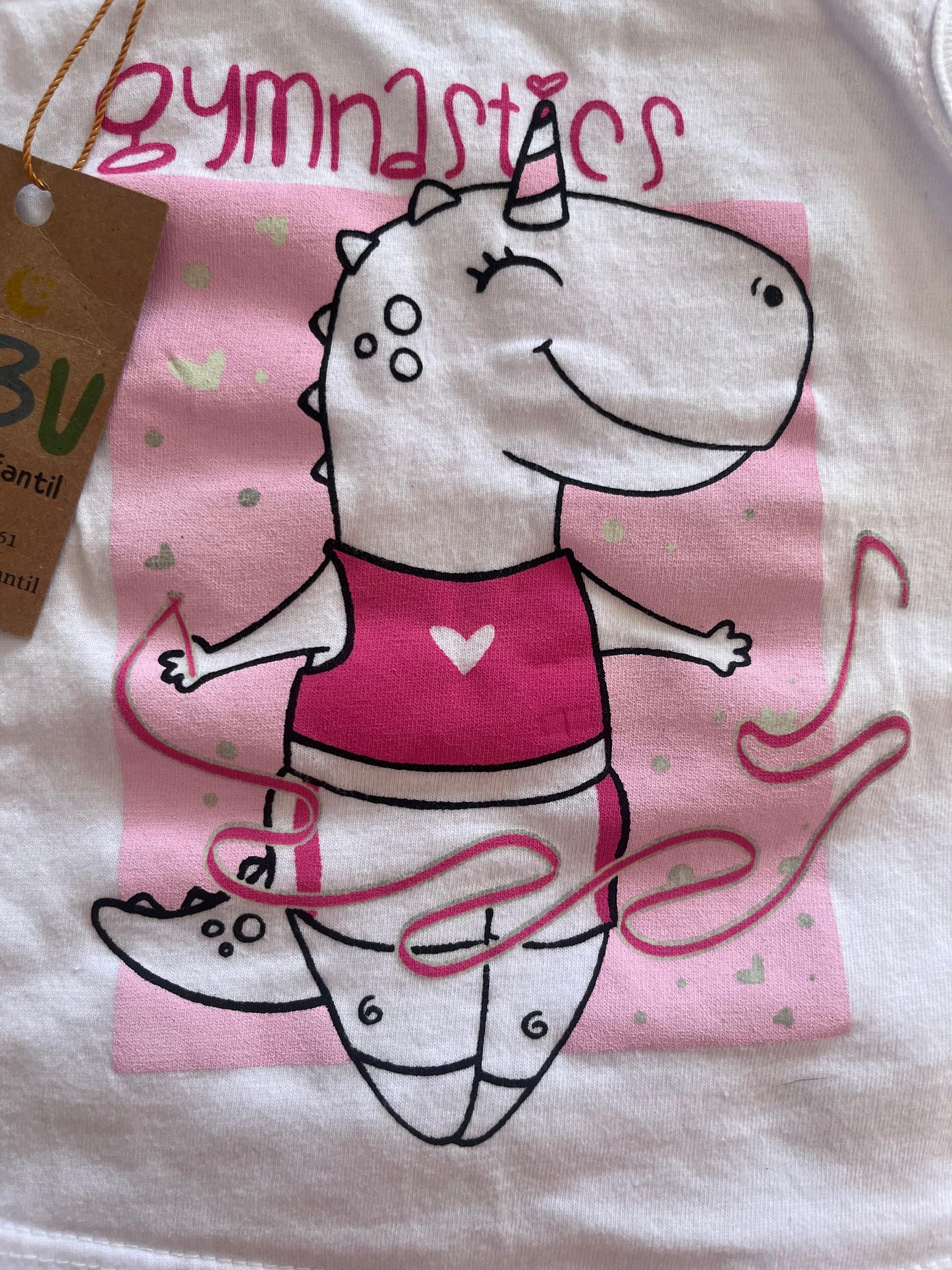Conjunto Camiseta Bata com Shorts  Estampa Unicórnio – Bebê Menina