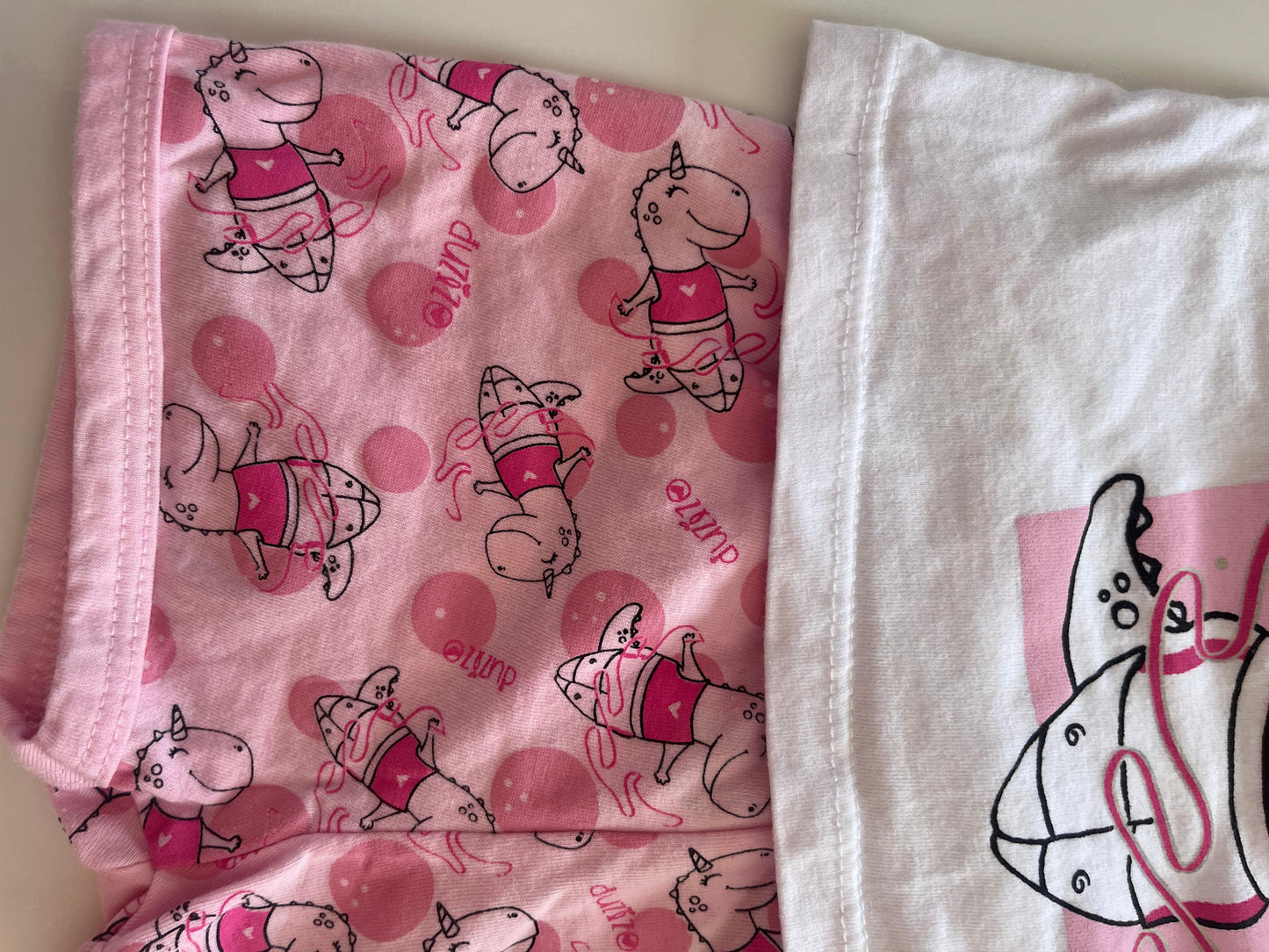 Conjunto Camiseta Bata com Shorts  Estampa Unicórnio – Bebê Menina