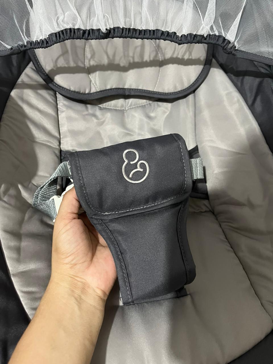 Cadeira De Balanço Galzerano Com 3 Velocidades Bivolt Cinza até 18 kg