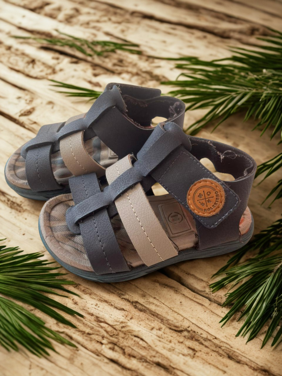 sandália infantil masculina da marca Molekinho- Tamanho 20